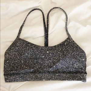 Lululemon Flow Y bra Nulu size 6